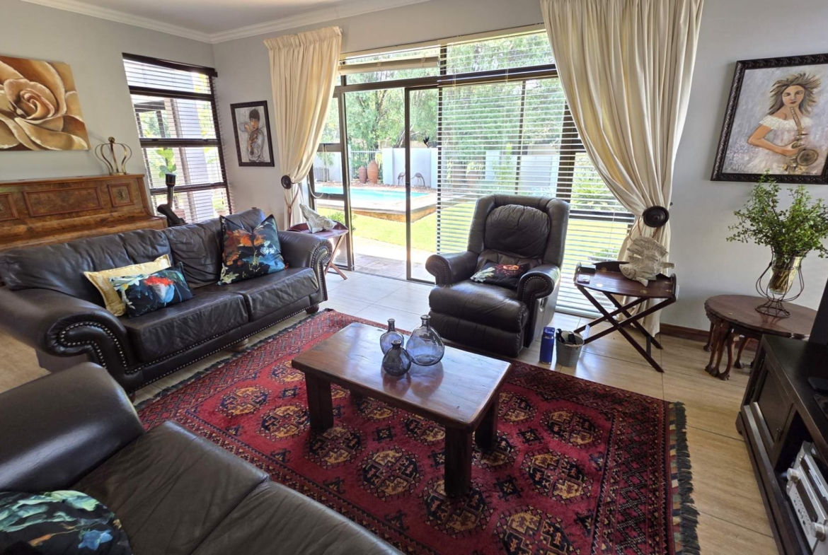 Immaculate 4 Bedroom Family Home In Leloko
