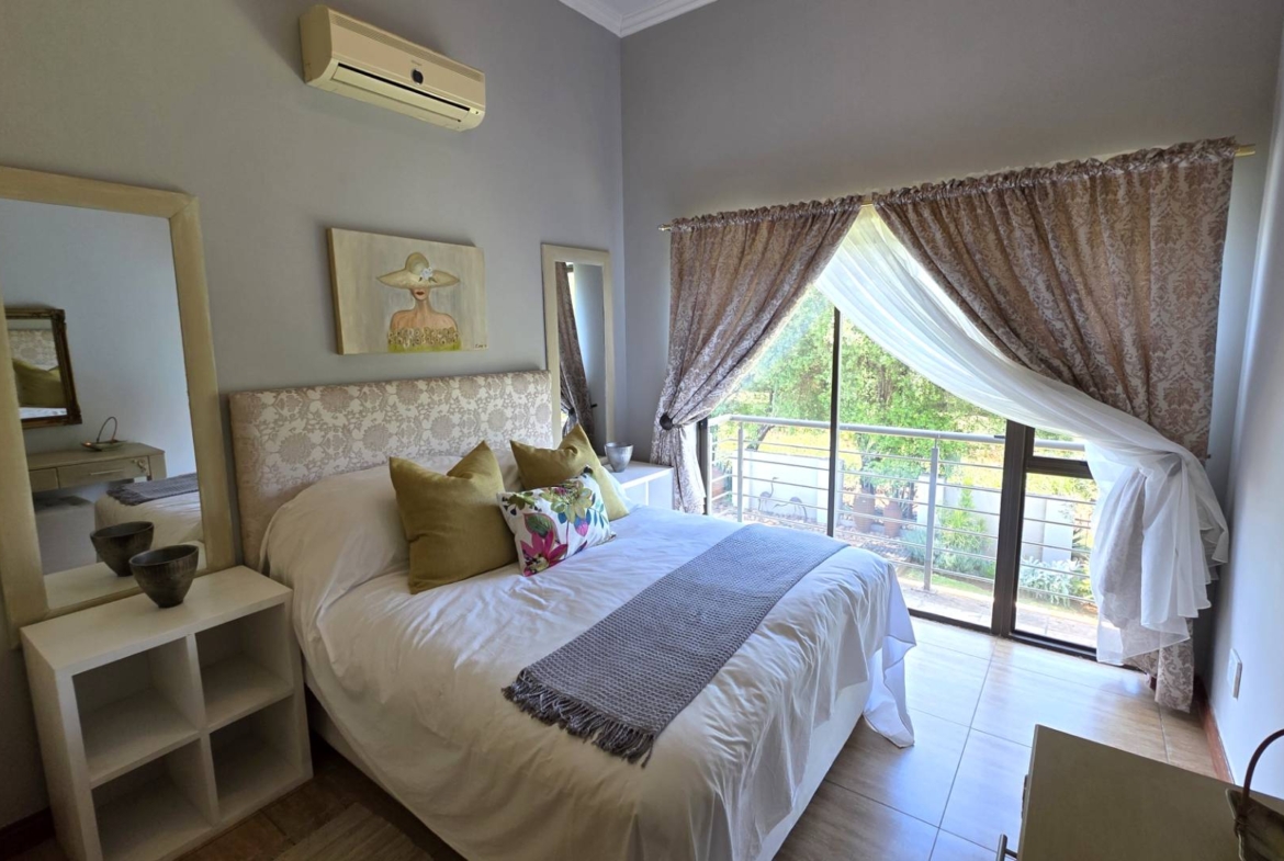 Immaculate 4 Bedroom Family Home In Leloko