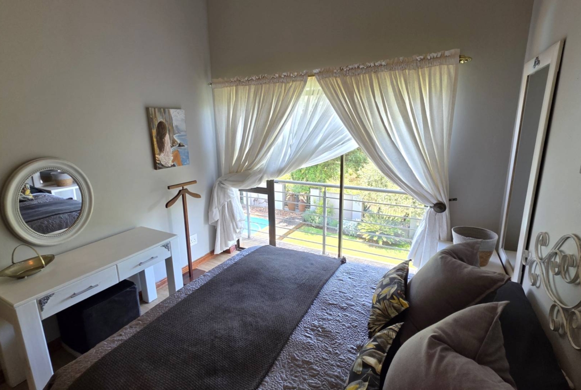 Immaculate 4 Bedroom Family Home In Leloko