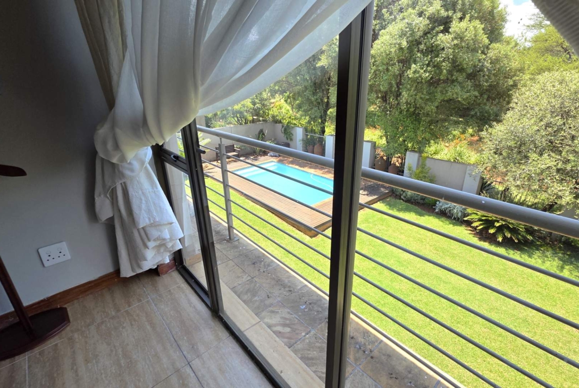 Immaculate 4 Bedroom Family Home In Leloko
