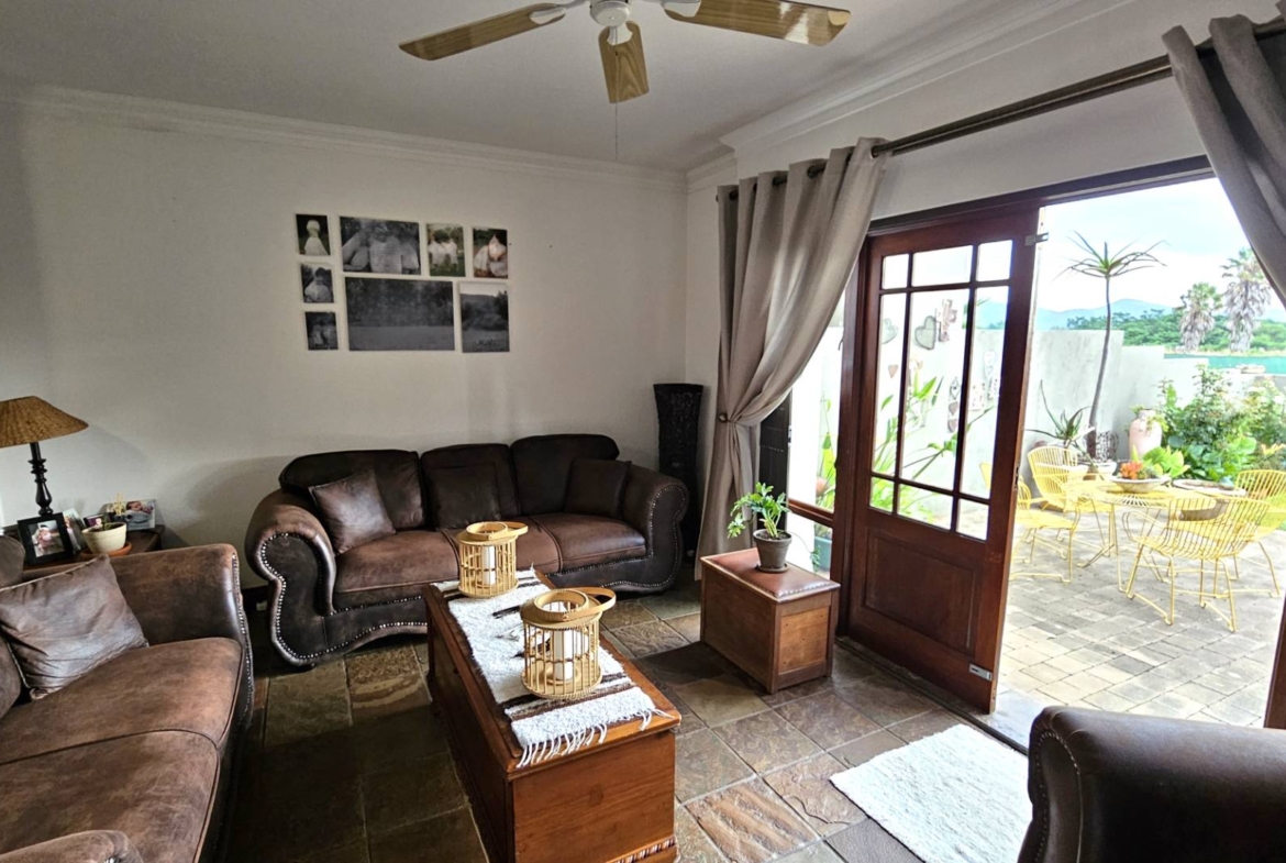 NEAT 2 BEDROOM TOWNHOUSE IN MELODIE