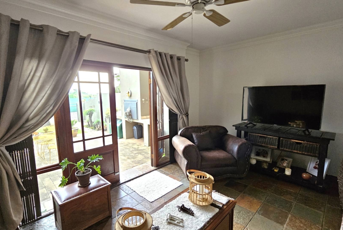 NEAT 2 BEDROOM TOWNHOUSE IN MELODIE
