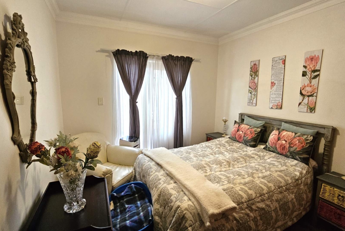 NEAT 2 BEDROOM TOWNHOUSE IN MELODIE