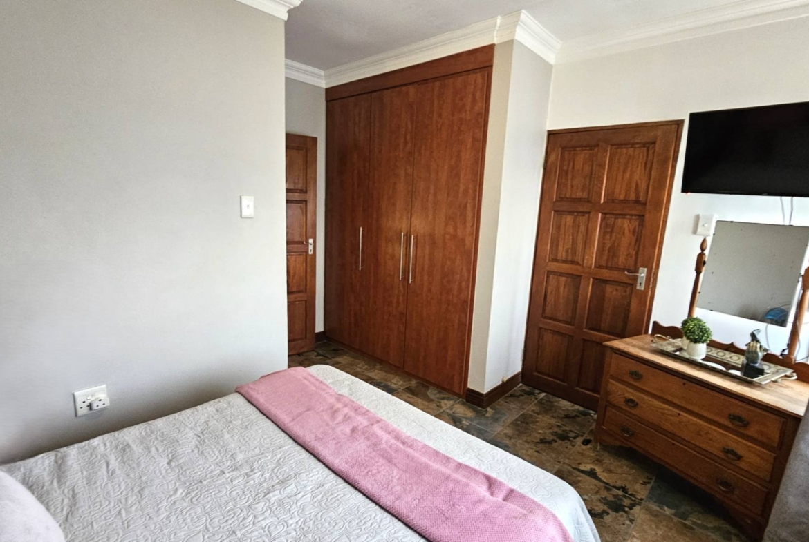 NEAT 2 BEDROOM TOWNHOUSE IN MELODIE