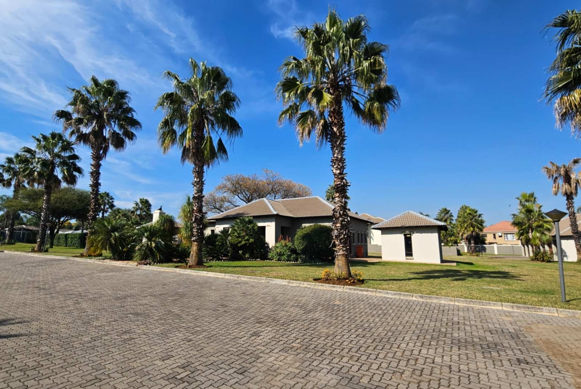 NEAT 2 BEDROOM TOWNHOUSE IN MELODIE