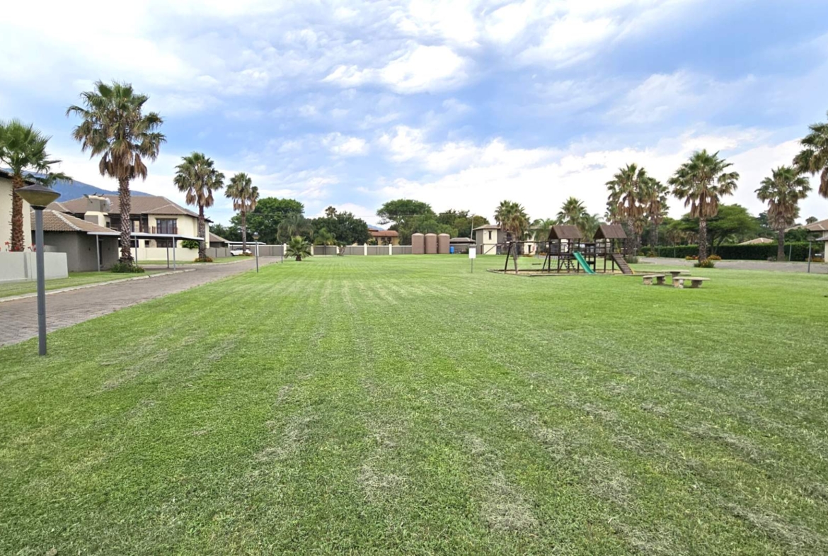 NEAT 2 BEDROOM TOWNHOUSE IN MELODIE
