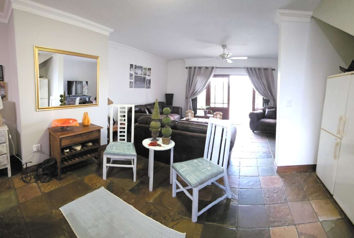 NEAT 2 BEDROOM TOWNHOUSE IN MELODIE