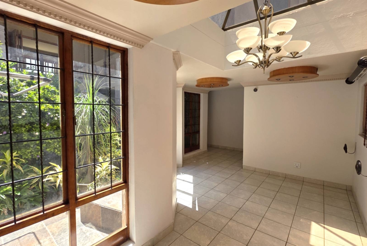 Entertainers Dream 4 Bedroom 5 Bathroom Home