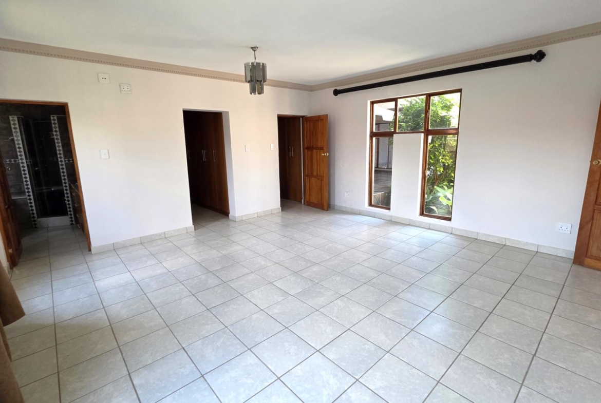 Entertainers Dream 4 Bedroom 5 Bathroom Home