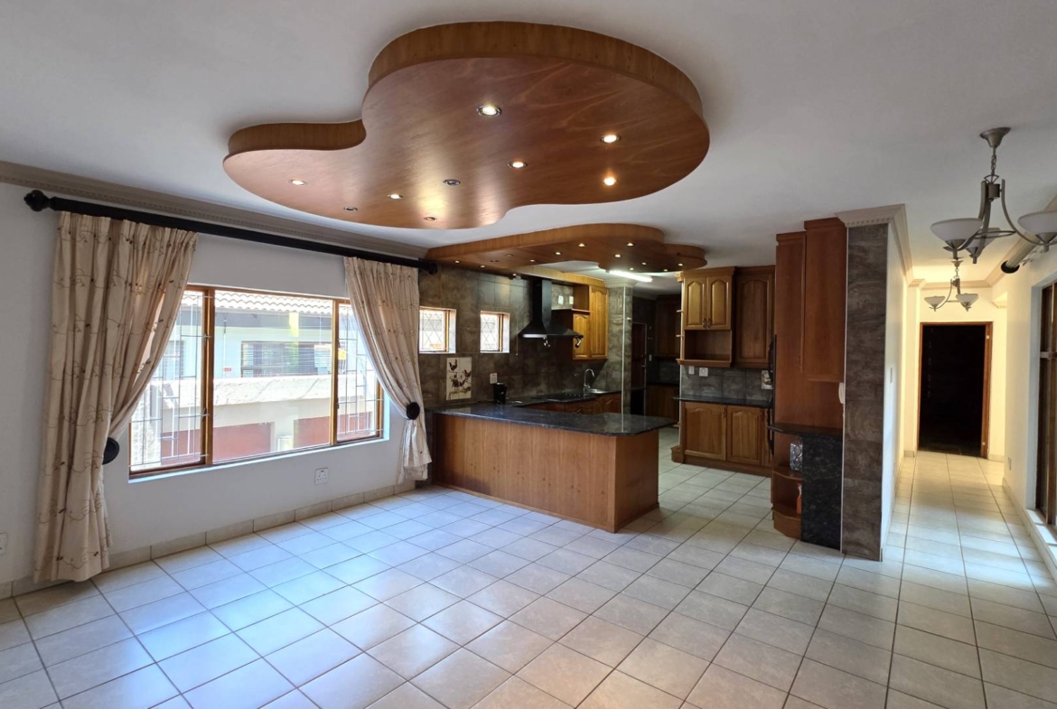 Entertainers Dream 4 Bedroom 5 Bathroom Home