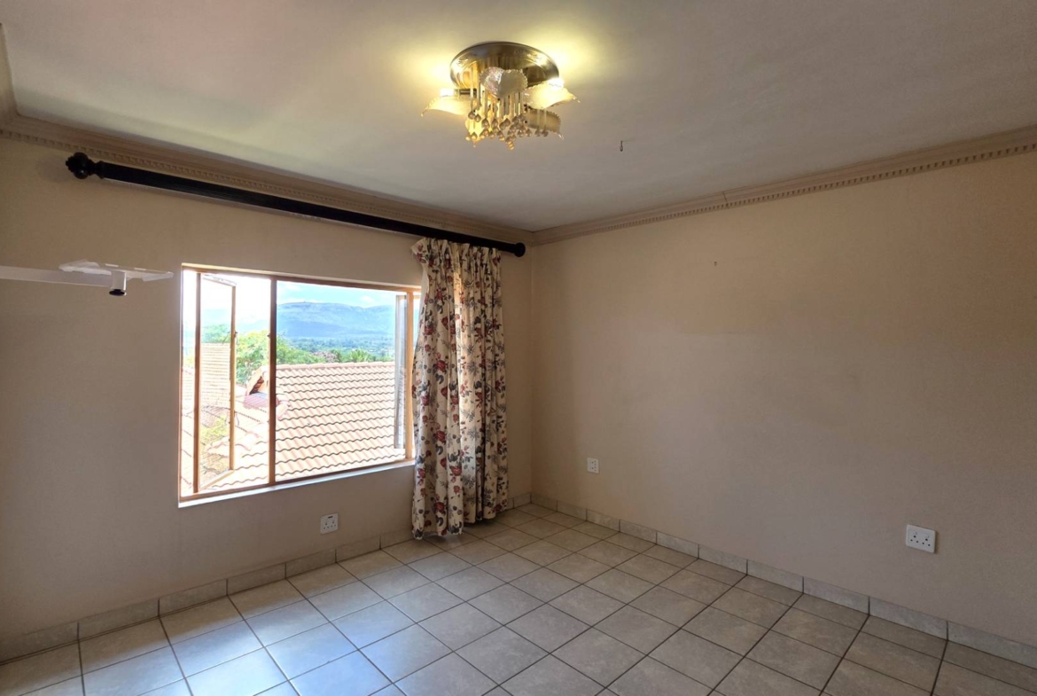 Entertainers Dream 4 Bedroom 5 Bathroom Home
