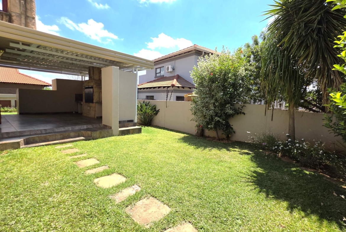 Entertainers Dream 4 Bedroom 5 Bathroom Home