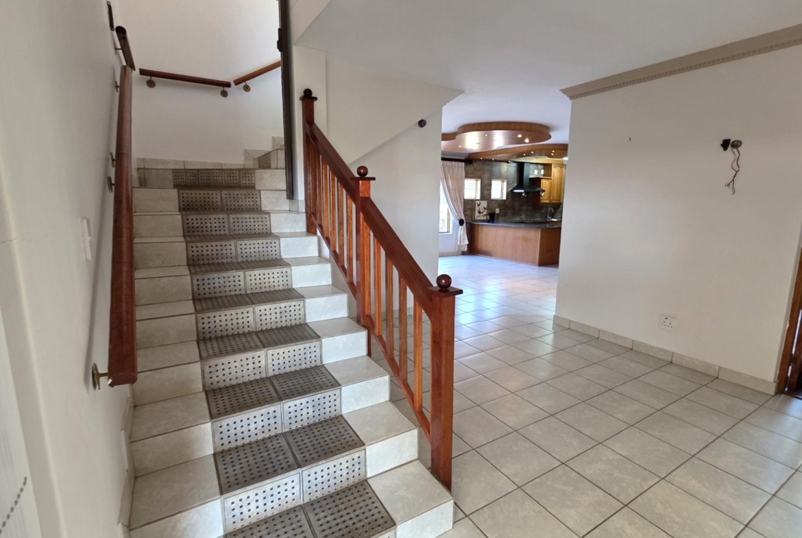 Entertainers Dream 4 Bedroom 5 Bathroom Home
