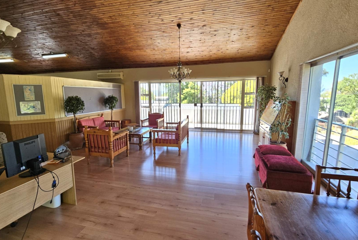 Multi Level Family Home in Schoemansville
