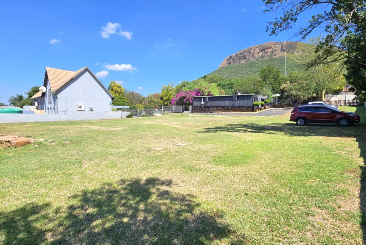 Prime 1450 SQM Vacant Stand in Schoemansville Residential / Commercial