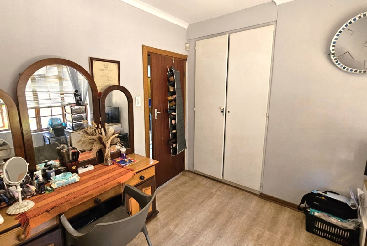 3 Bedroom Family Home in Montana Park