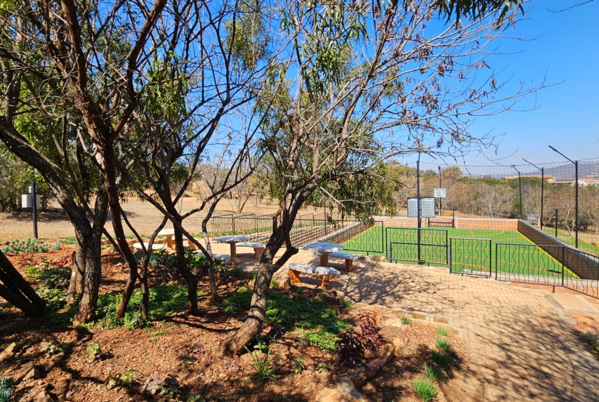 Vacant Stand in Estate d Afrique