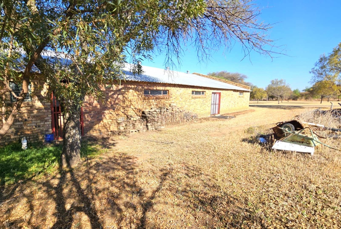 2.97 Ha Smallholding in Brits Rural