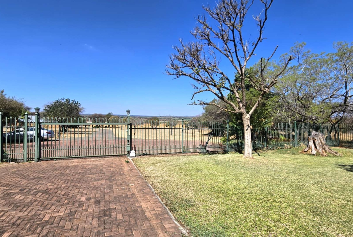 2.97 Ha Smallholding in Brits Rural