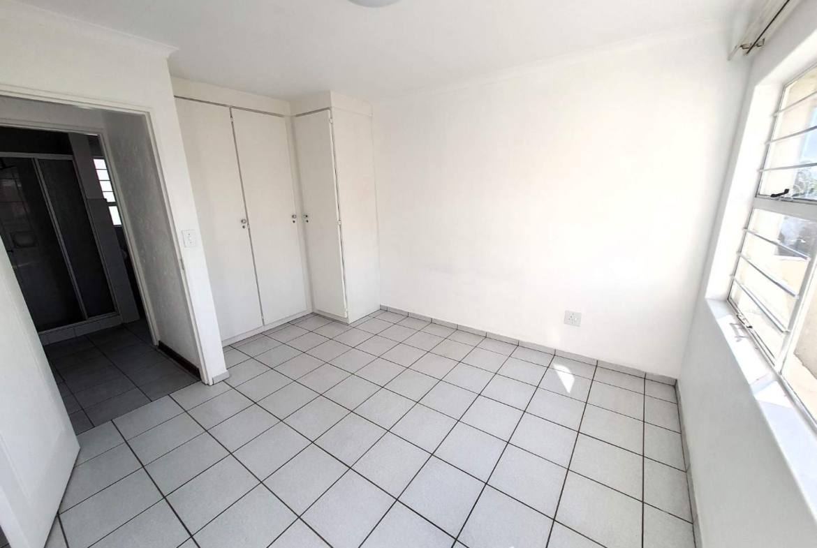 Perfectly positioned 1 Bedroom Apartment