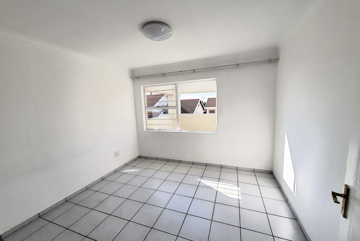 Perfectly positioned 1 Bedroom Apartment