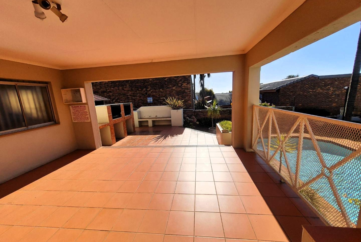 Perfectly positioned 1 Bedroom Apartment