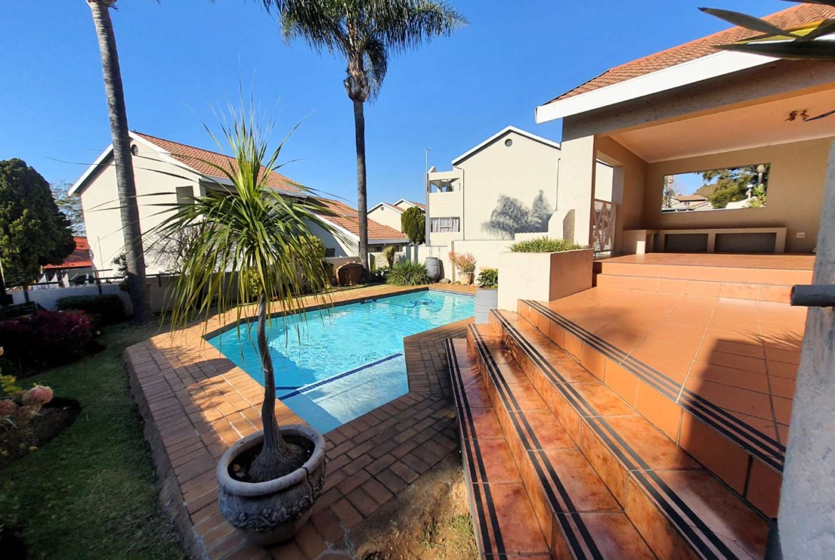 Perfectly positioned 1 Bedroom Apartment