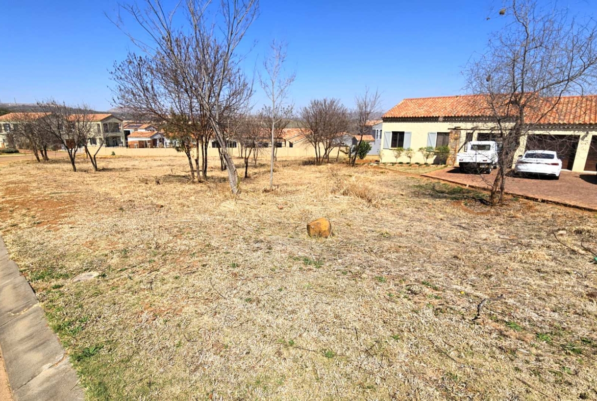 Vacant Stand in Estate d Afrique