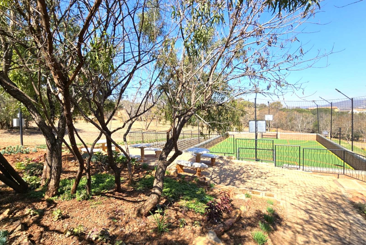 Vacant Stand in Estate d Afrique