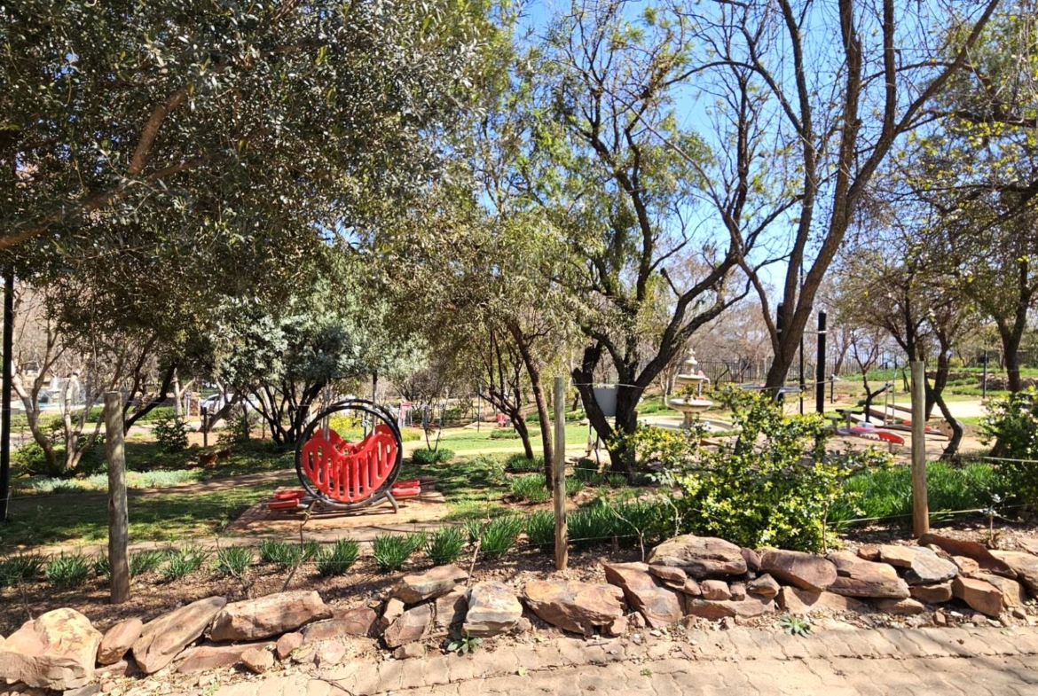 Vacant Stand in Estate d Afrique