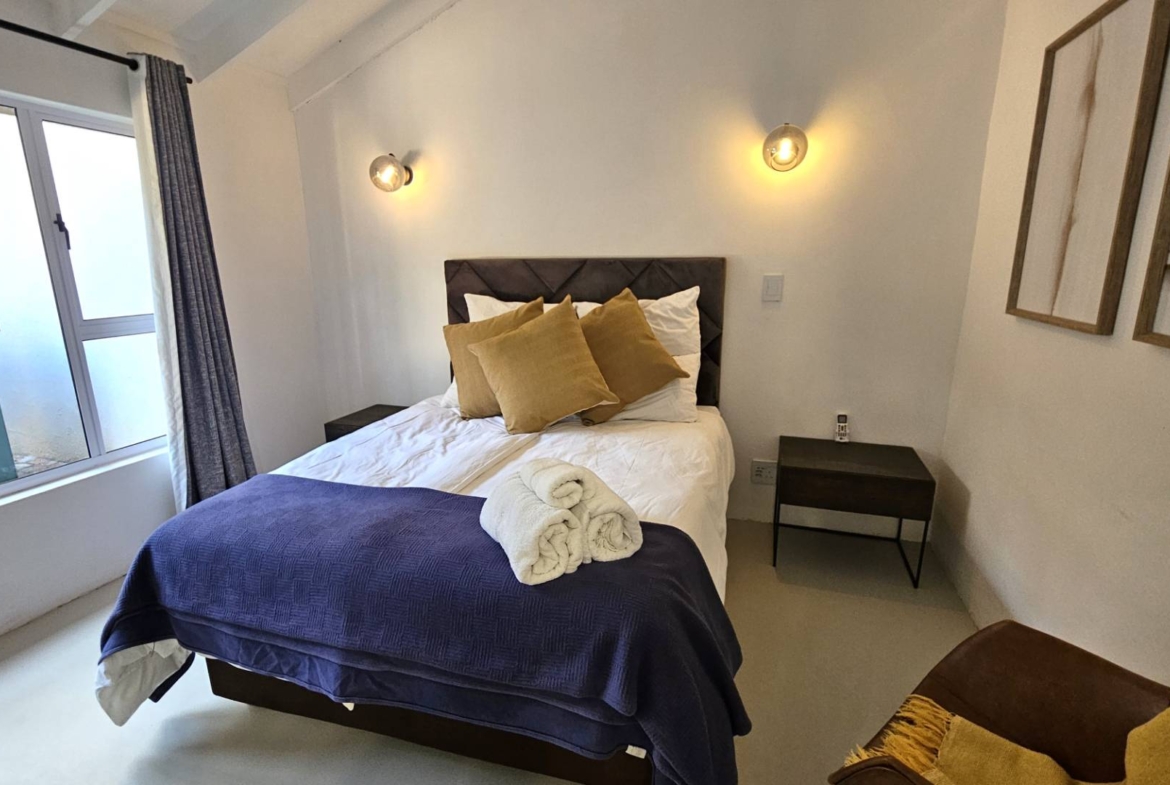 4 Bedroom Executive Apartment in Kosmos