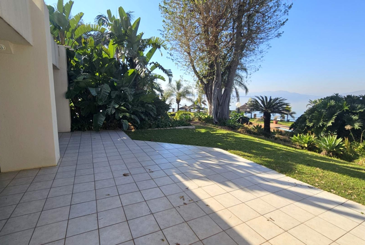 4 Bedroom Executive Apartment in Kosmos
