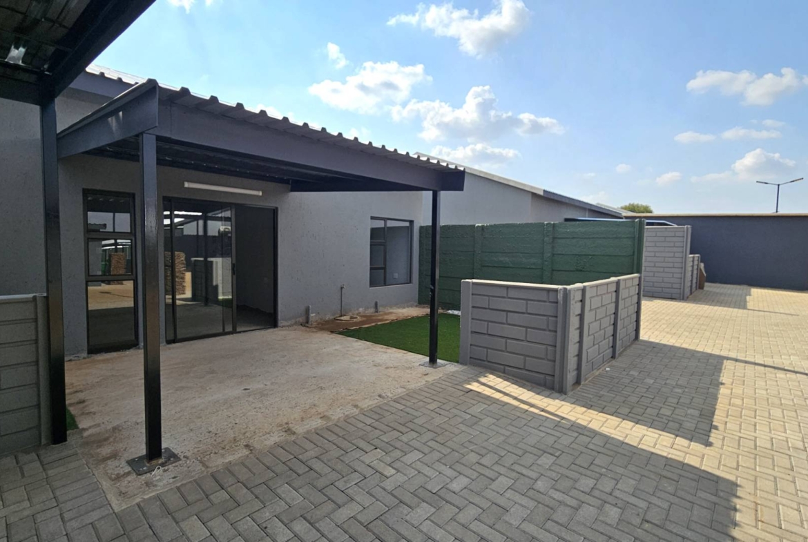 2 Bedroom Apartment in Retirement Estate