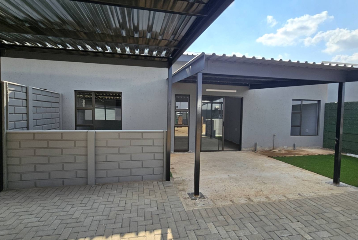 2 Bedroom Apartment in Retirement Estate