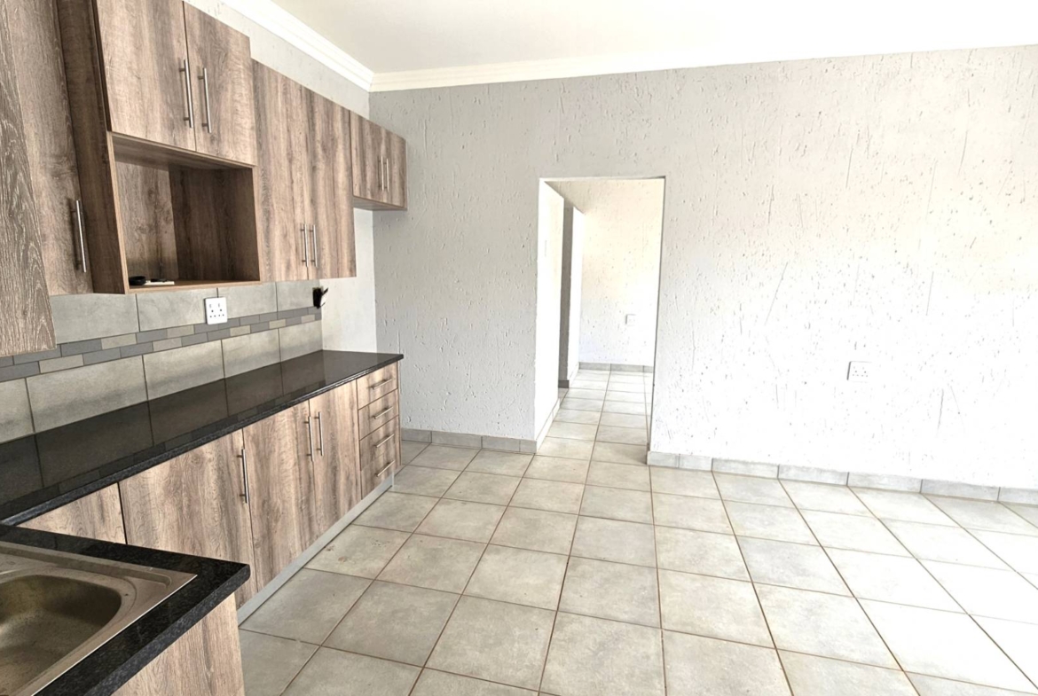 2 Bedroom Apartment in Retirement Estate