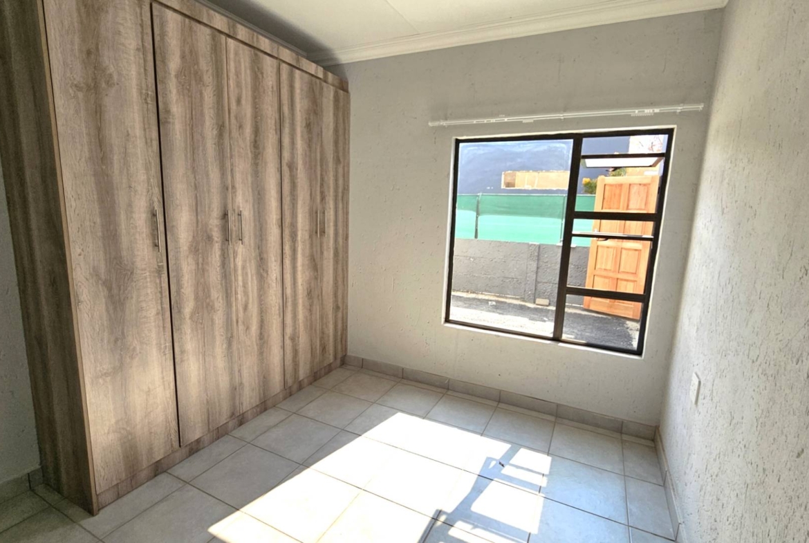 2 Bedroom Apartment in Retirement Estate