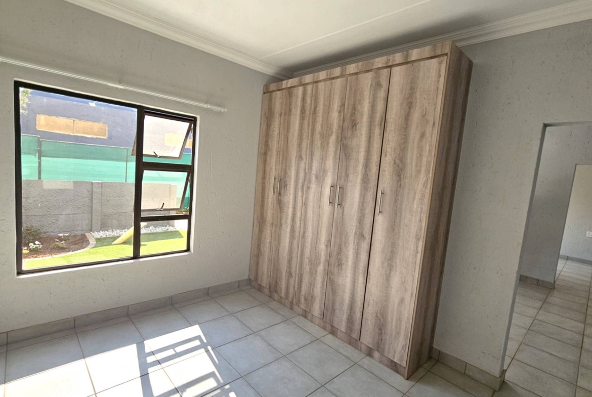 2 Bedroom Apartment in Retirement Estate