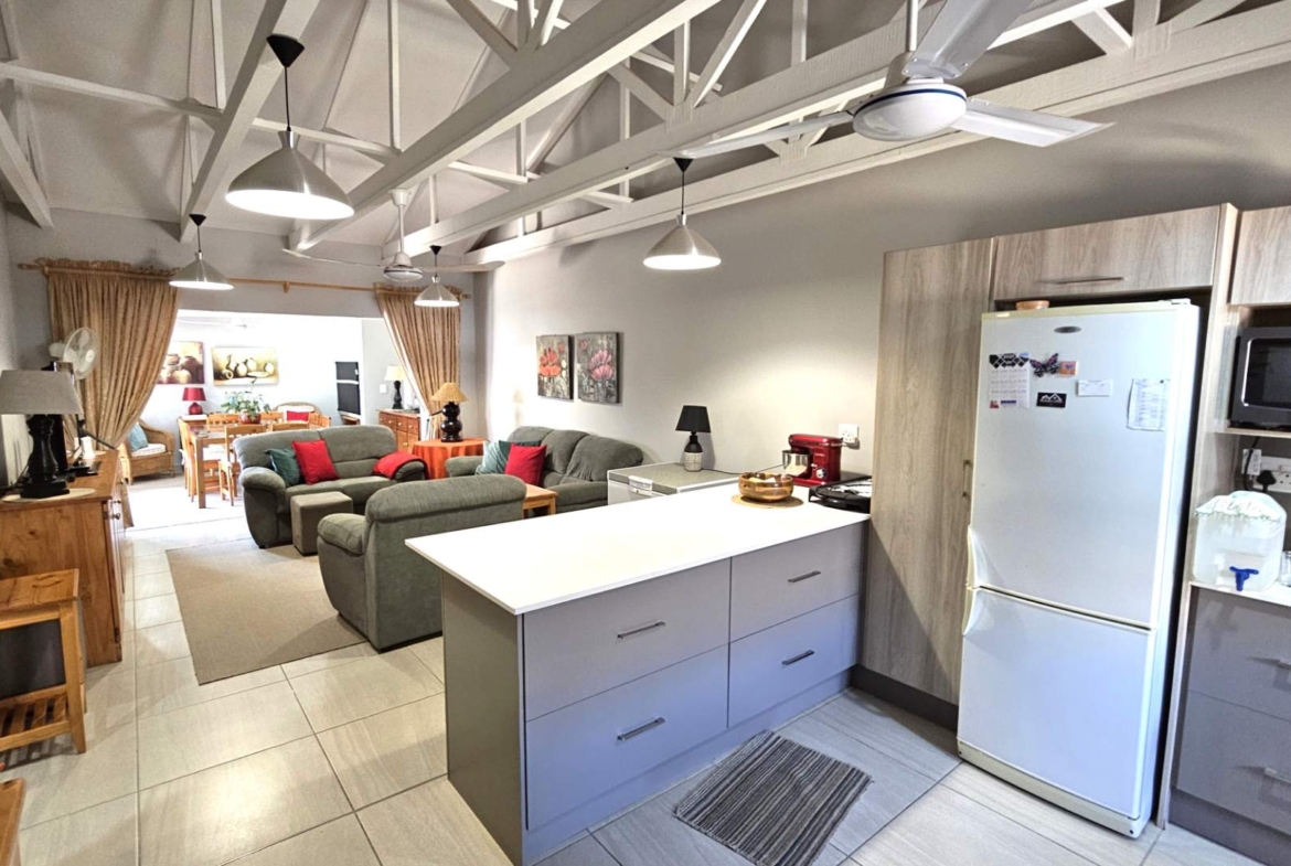 Elegant 2 Bedroom Retirement Home in Hartbeespoort