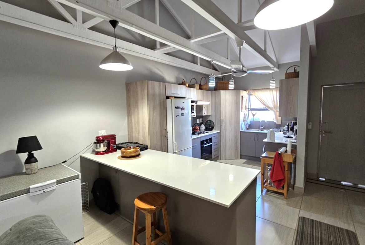 Elegant 2 Bedroom Retirement Home in Hartbeespoort