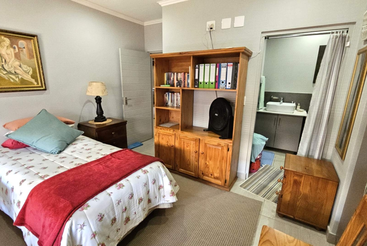 Elegant 2 Bedroom Retirement Home in Hartbeespoort
