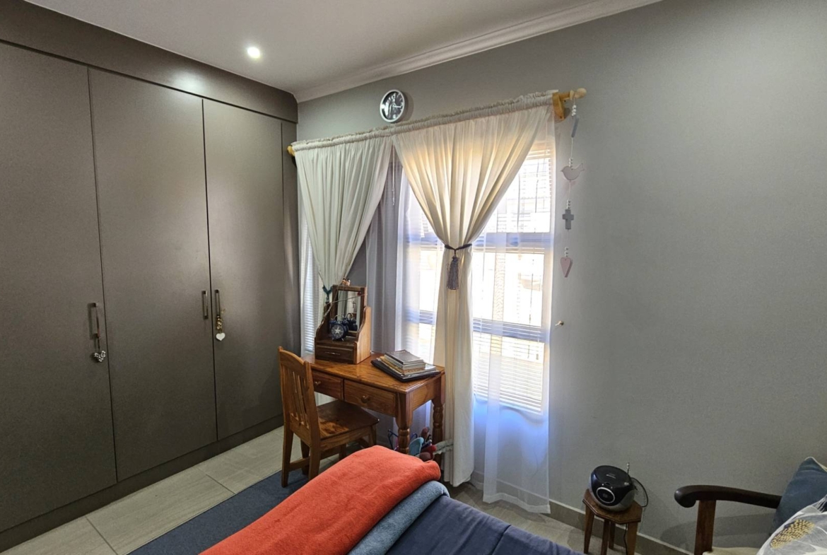 Elegant 2 Bedroom Retirement Home in Hartbeespoort