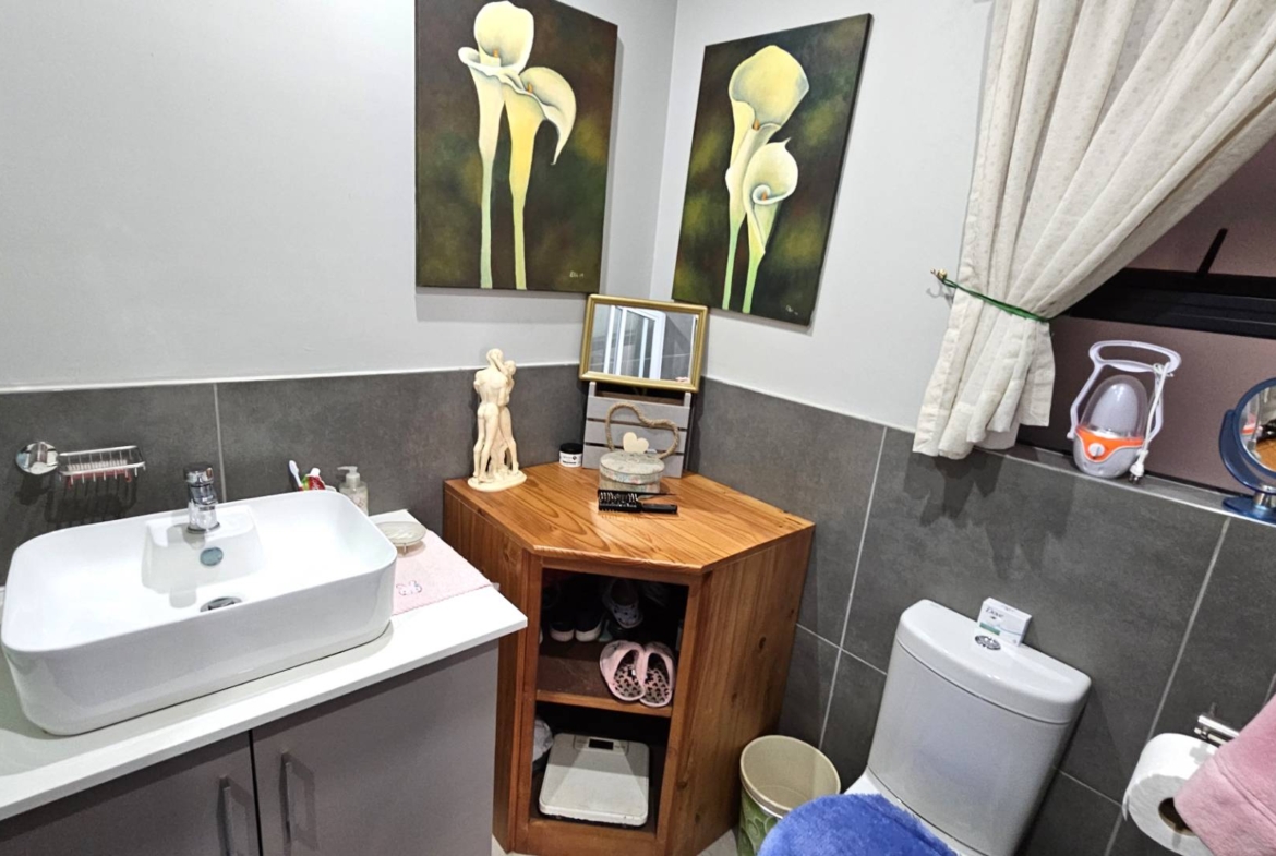Elegant 2 Bedroom Retirement Home in Hartbeespoort