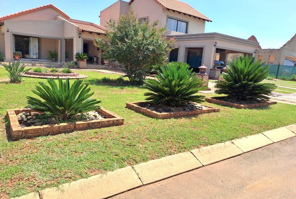 Modern 3 Bedroom Family Home in La Camargue Country Estate