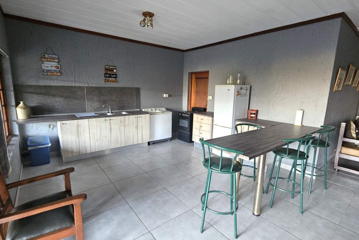 5 Bedroom Entertainers Dream Home in Schoemansville