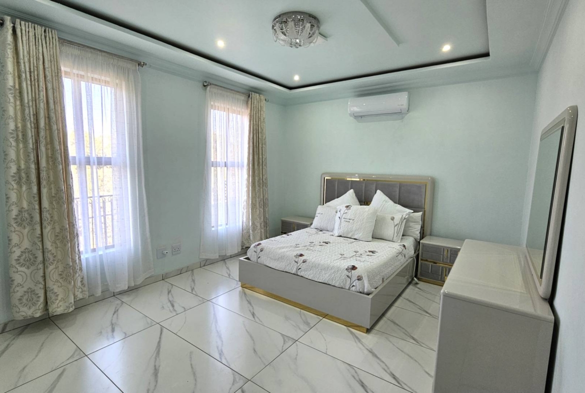 3 Bedroom Luxury Family Home In Estate d Afrique