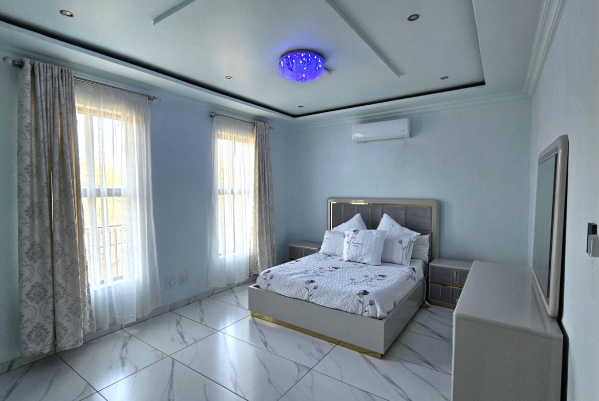 3 Bedroom Luxury Family Home In Estate d Afrique
