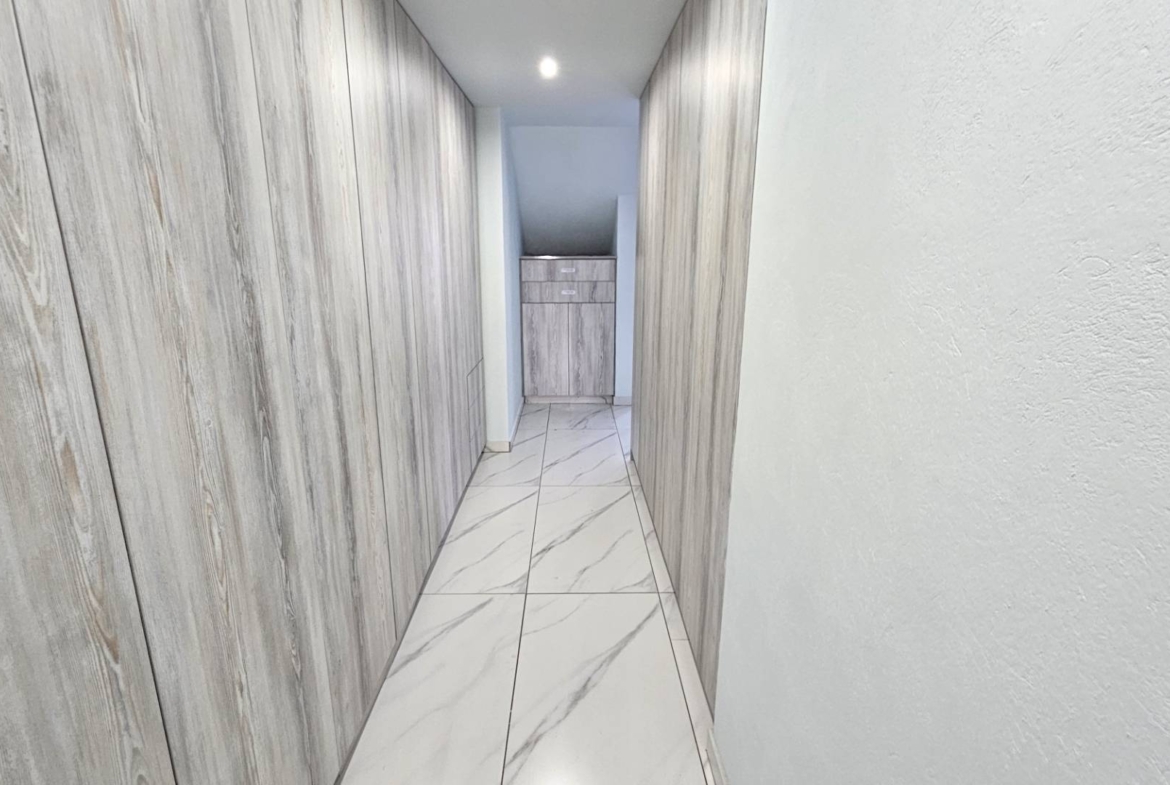 3 Bedroom Luxury Family Home In Estate d Afrique