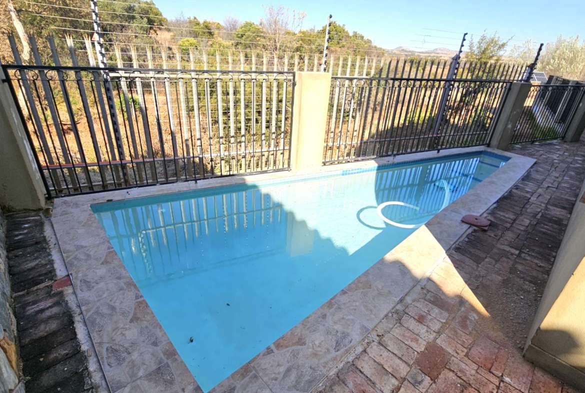 3 Bedroom Luxury Family Home In Estate d Afrique