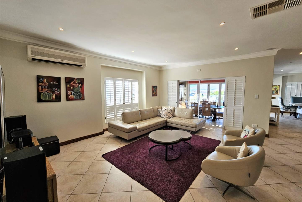 4 Bedroom Home TO RENT in Caribbean Beach Club