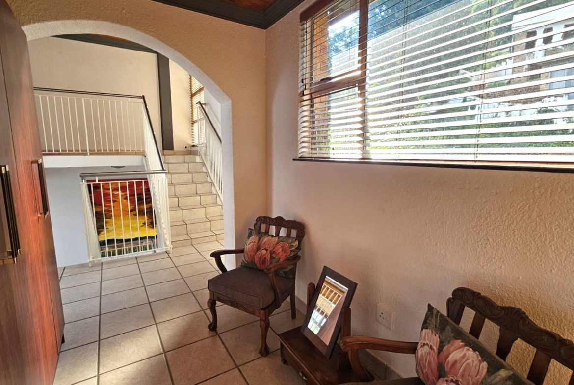 Executive 3 Bedroom Multi Level House in Kosmos